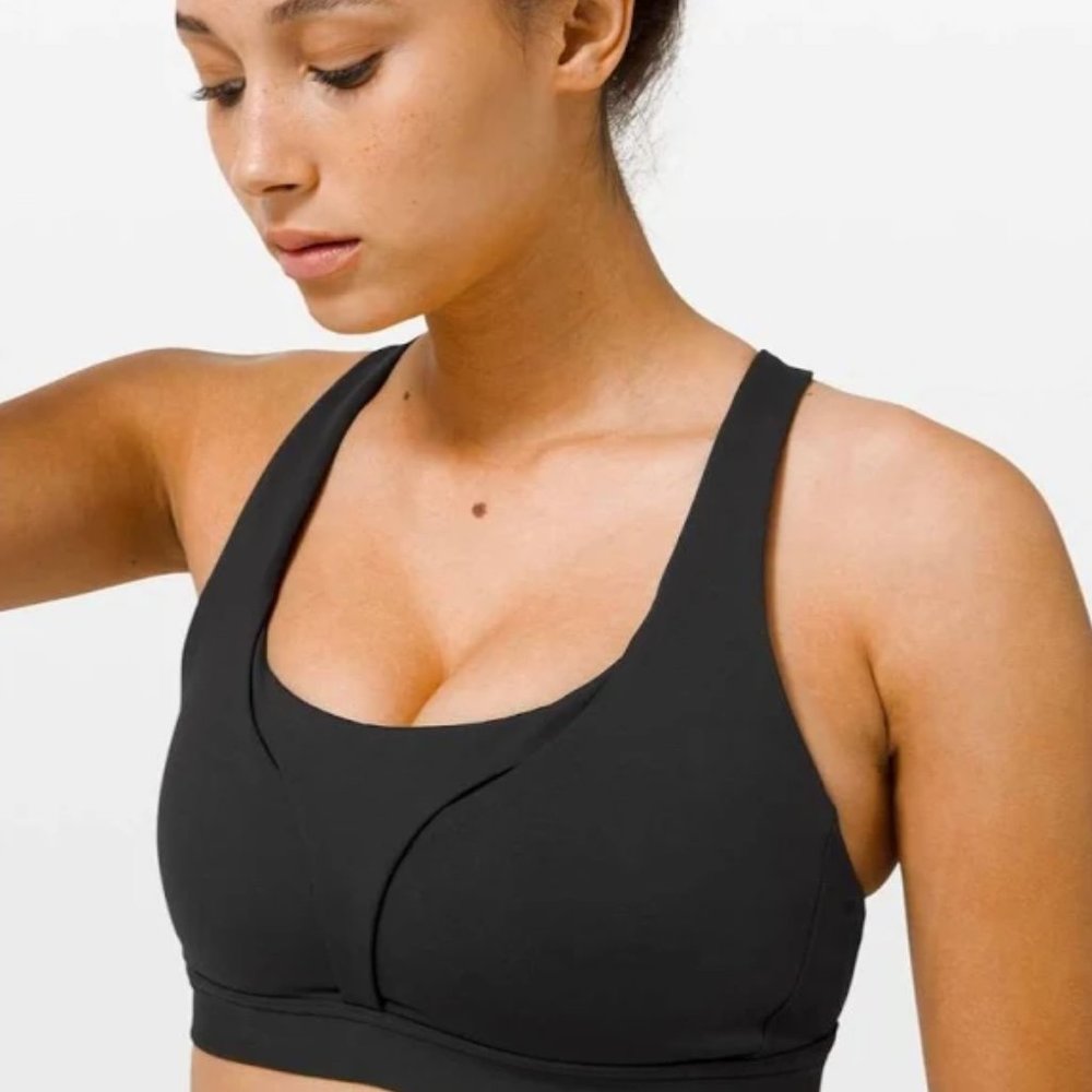 Lululemon Stash It All Bra Medium Support C/D 10